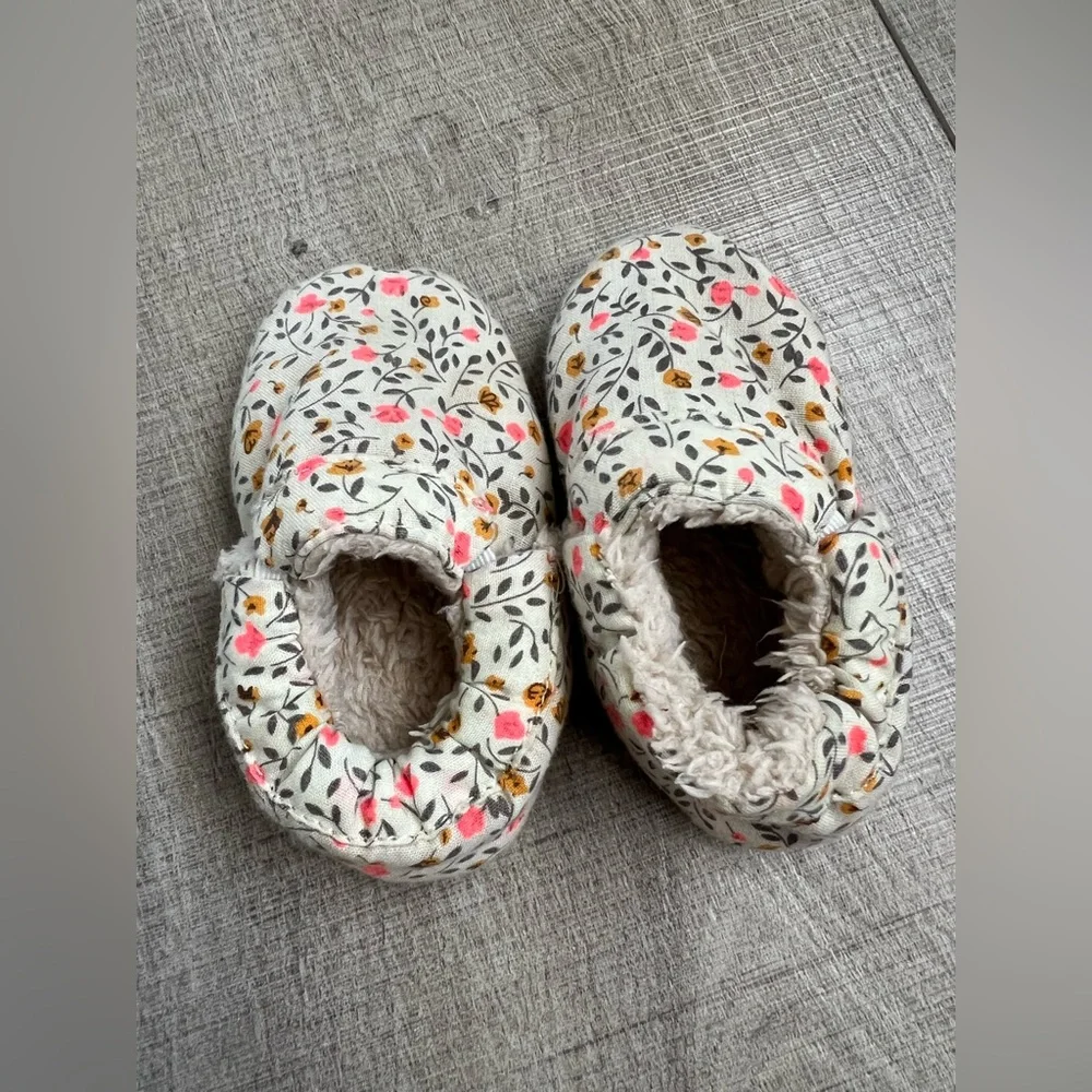 Baby Girl Shoes Size 2